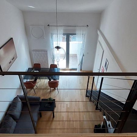 Deluxe Apartment Kristian Whit A Private Parking Fiume Esterno foto