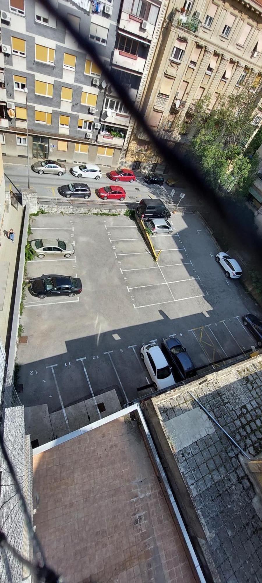 Deluxe Apartment Kristian Whit A Private Parking Fiume Esterno foto